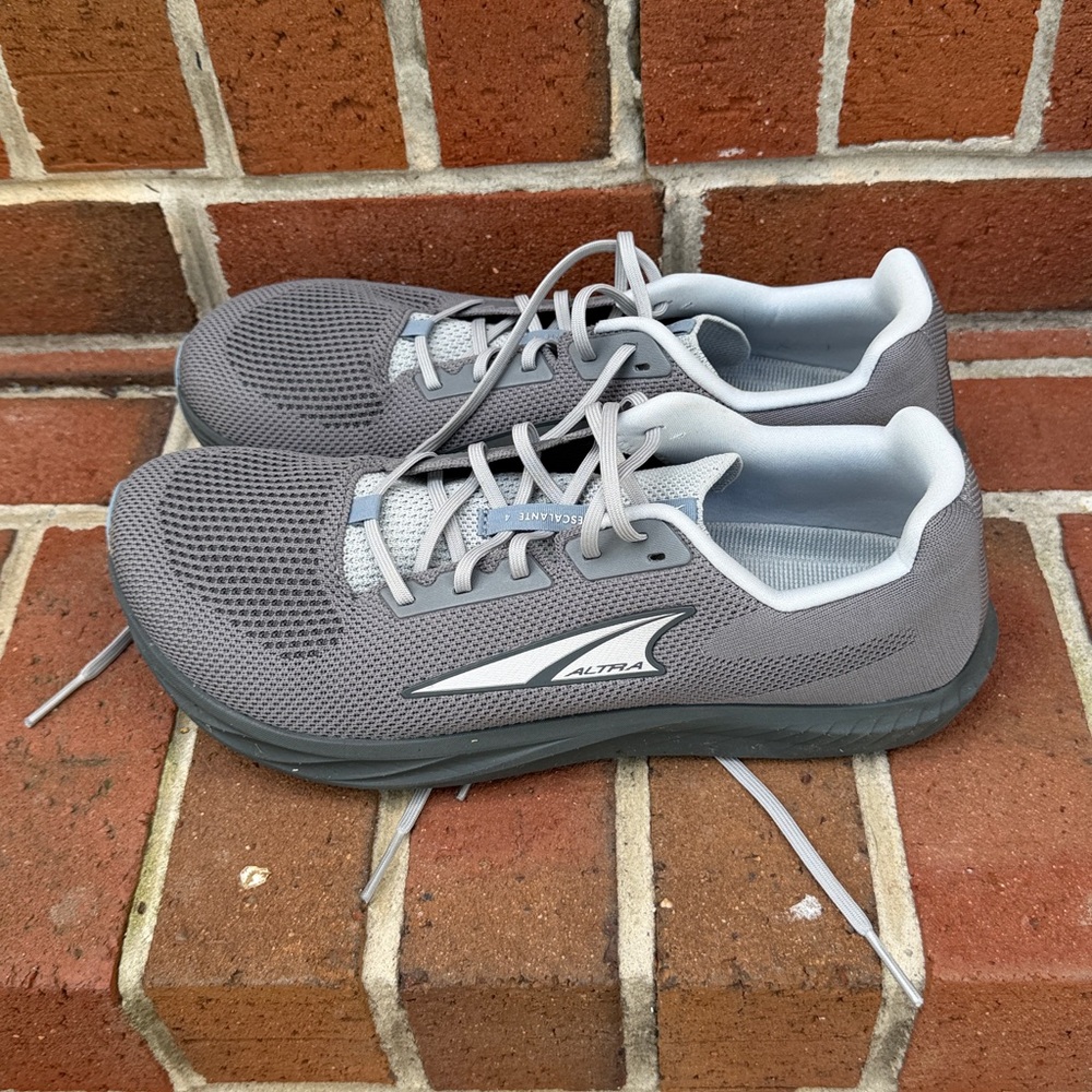 Altra Men's Escalante 4 - Picture 2 of 4